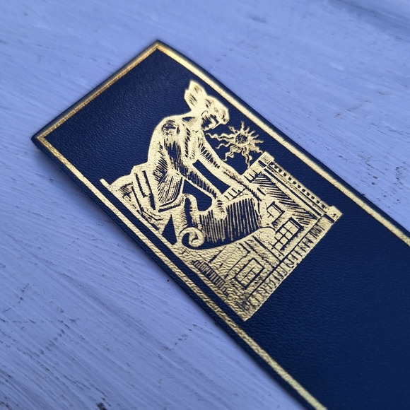 Genuine Leather Bookmark Gold Embossed Library Archive Fringed Blue - Picture 16 of 16